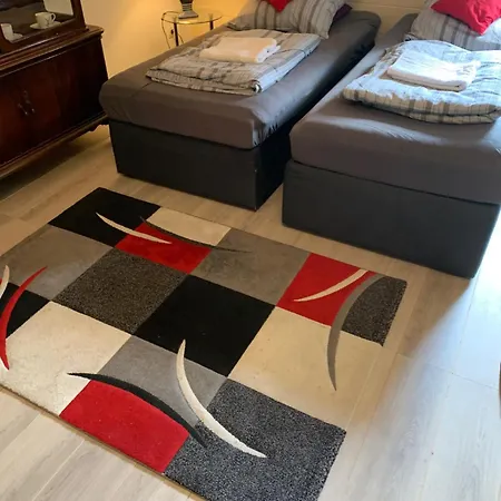 29 Apartment